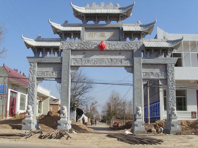 农村花岗岩石牌坊